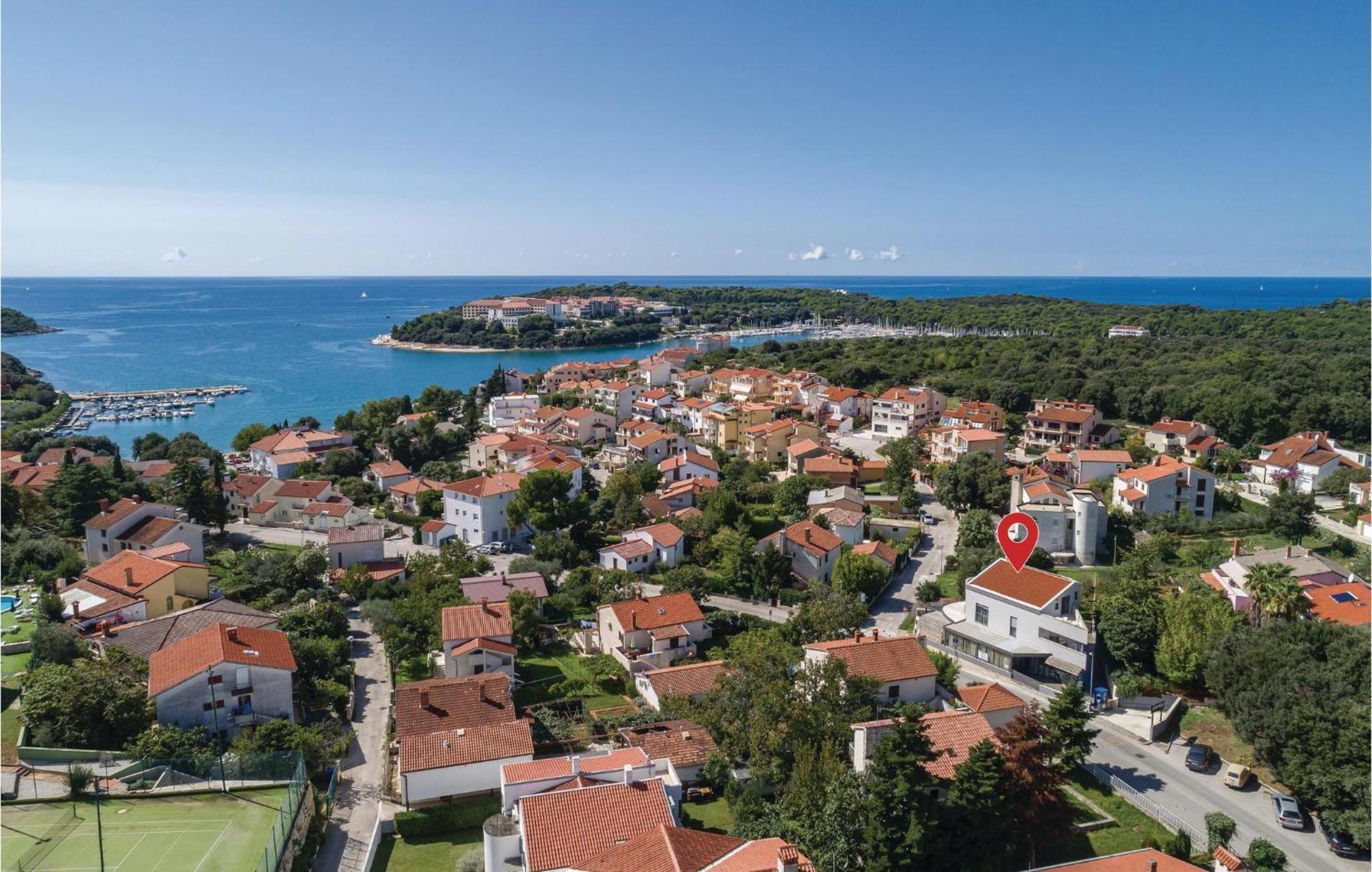 Stunning Apartment In Pjescana Uvala With Wifi Экстерьер фото