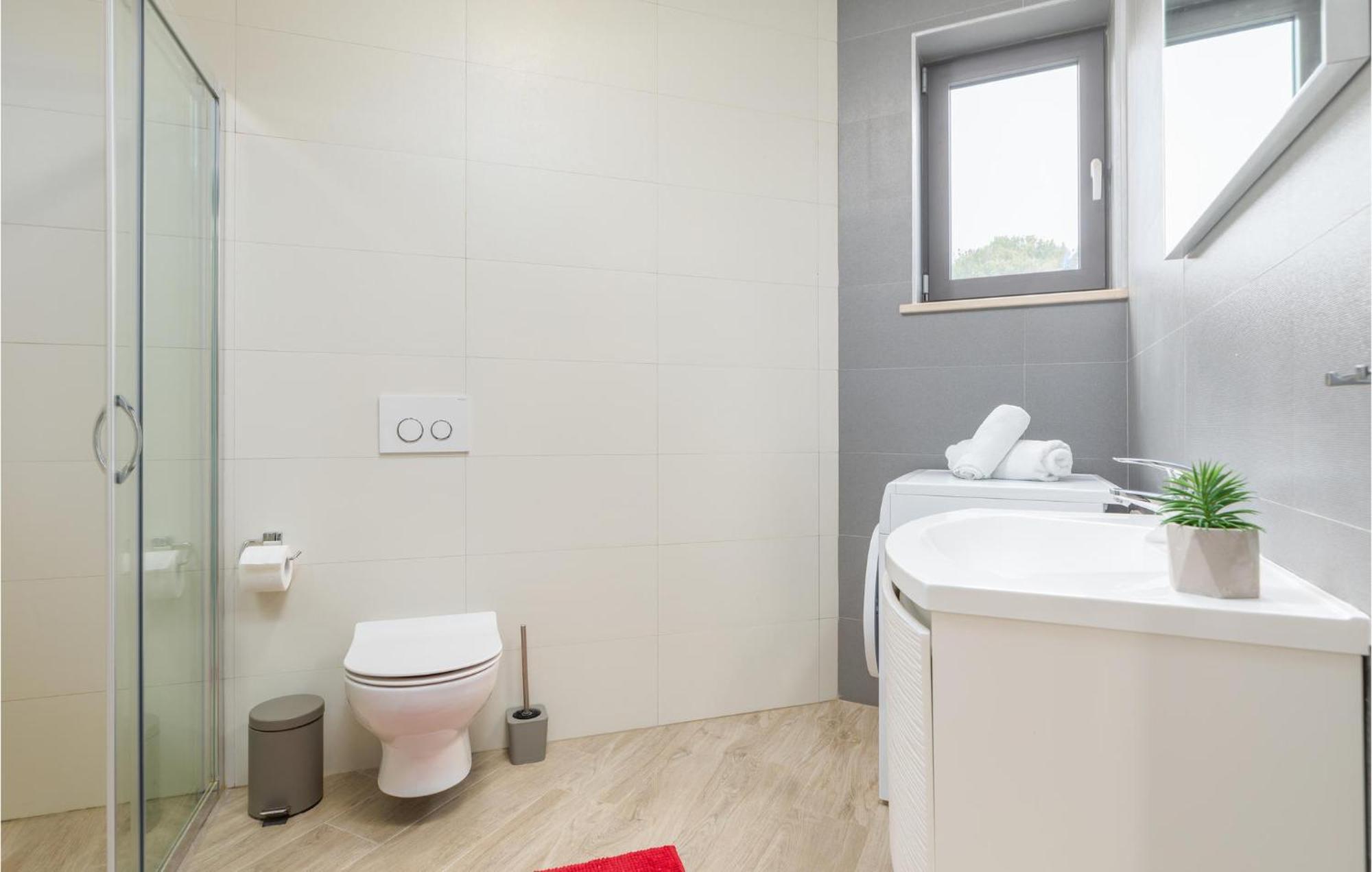 Stunning Apartment In Pjescana Uvala With Wifi Экстерьер фото