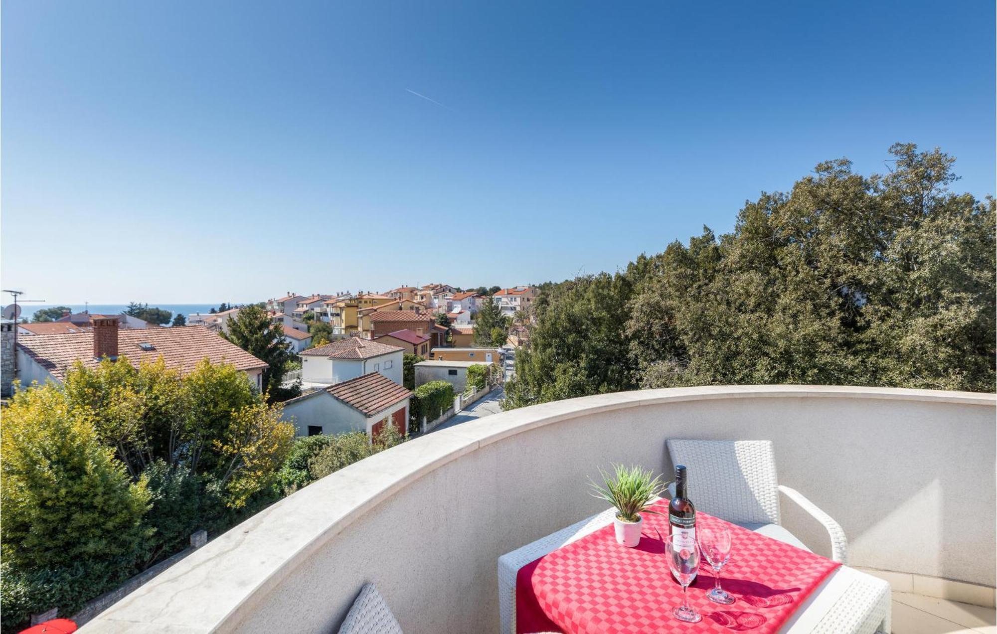 Stunning Apartment In Pjescana Uvala With Wifi Экстерьер фото